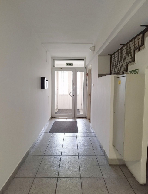 Kiadó Iroda Budapest IV. kerület Újpest Arany János utca
