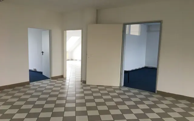 Kiadó Iroda Budapest XIII. kerület Angyalföld Röppentyű utca