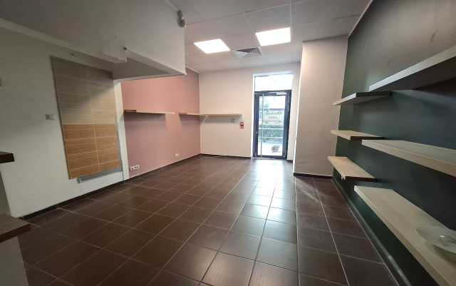 Kiadó Üzlethelyiség Budapest XI. kerület Műegyetem környéke Váli utca