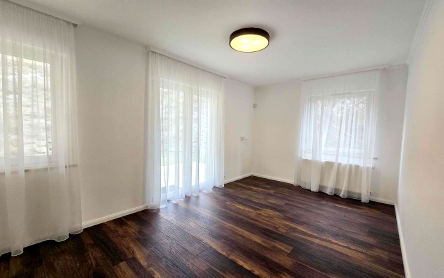 Kiadó Iroda Budapest XI. kerület Hosszúrét Rétkerülő út