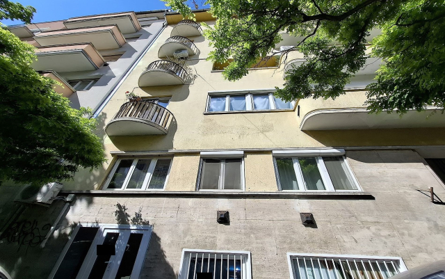 Kiadó Üzlethelyiség Budapest XI. kerület Szentimreváros Eszék utca