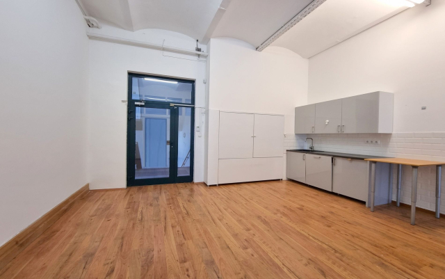 Kiadó Iroda Budapest VIII. kerület Tisztviselőtelep Elnök utca