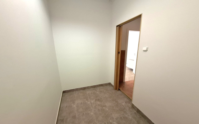 Kiadó Üzlethelyiség Budapest X. kerület Kőbánya-Városközpont Kőrösi Csoma Sándor út