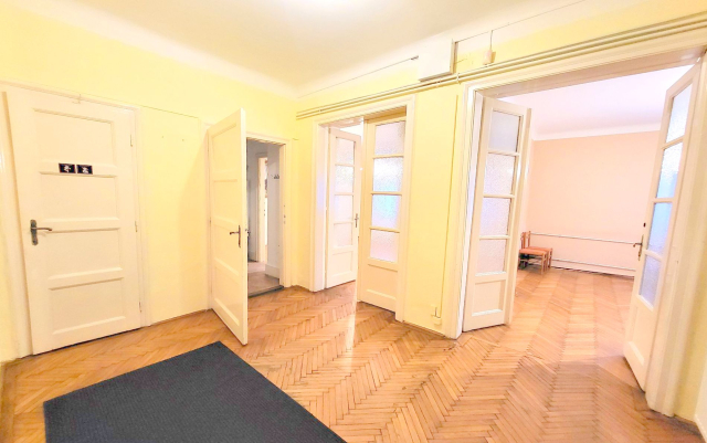 Kiadó Iroda Budapest XIV. kerület Herminamező Columbus utca