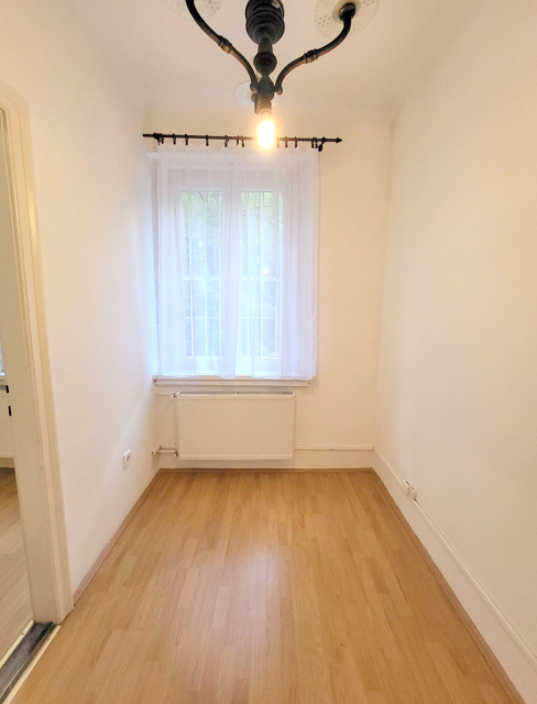 Kiadó Iroda Budapest XIV. kerület Herminamező Columbus utca