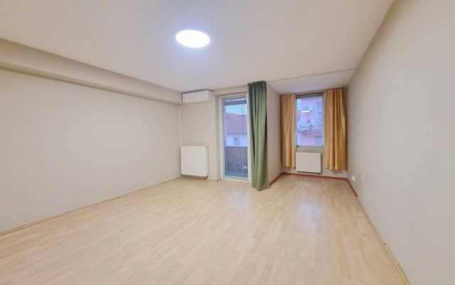 Kiadó Tégla lakás Budapest VIII. kerület Corvin negyed Futó utca