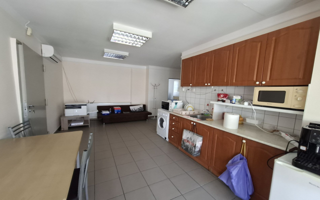 Kiadó Iroda Budapest IX. kerület Középső-Ferencváros Soroksári út