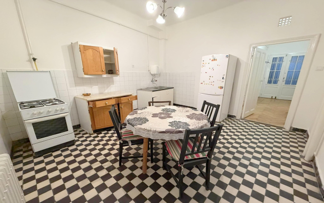 Kiadó Tégla lakás Budapest VIII. kerület Corvin negyed Üllői út