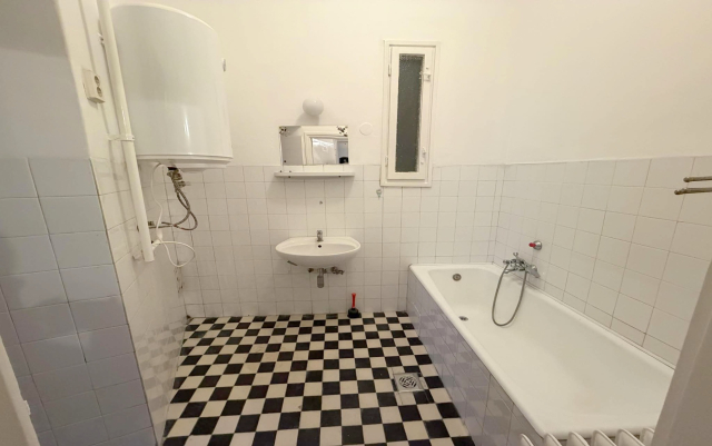 Kiadó Tégla lakás Budapest VIII. kerület Corvin negyed Üllői út