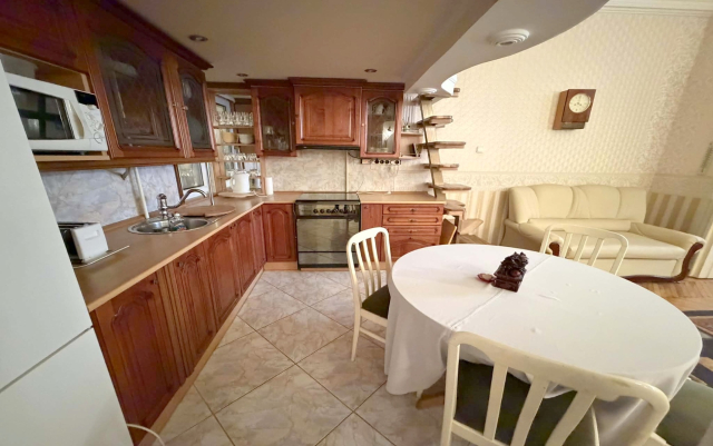 Kiadó Tégla lakás Budapest VII. kerület Erzsébetváros (Nagykörúton kívül) Király utca