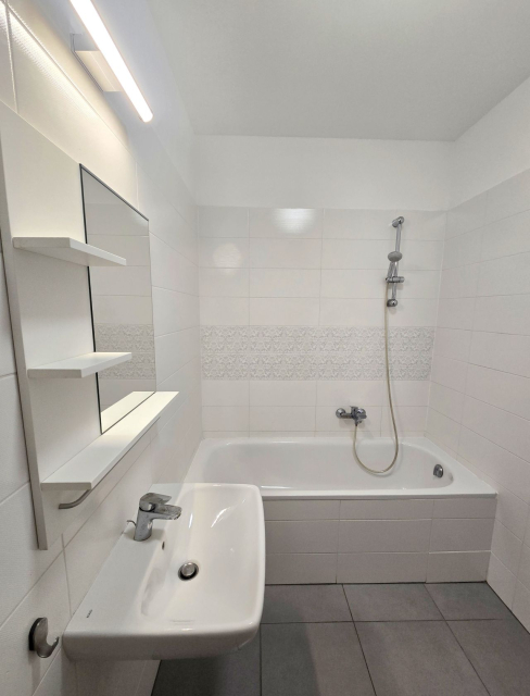 Kiadó Tégla lakás Budapest XI. kerület Gazdagrét Nagyszeben út