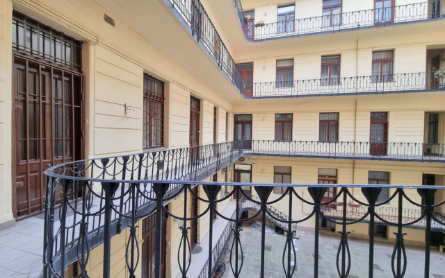 Kiadó Tégla lakás Budapest VIII. kerület Palota negyed Baross utca