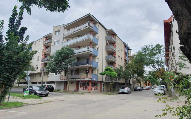 Kiadó Garázs Budapest XIII. kerület Angyalföld Szent László út