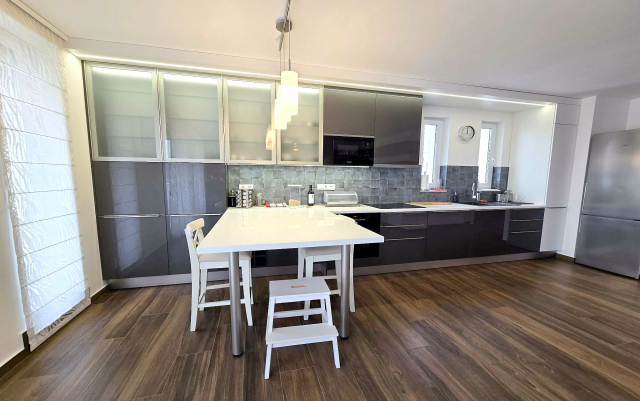 Kiadó Tégla lakás Budapest XI. kerület Hosszúrét Rétalja lejtő