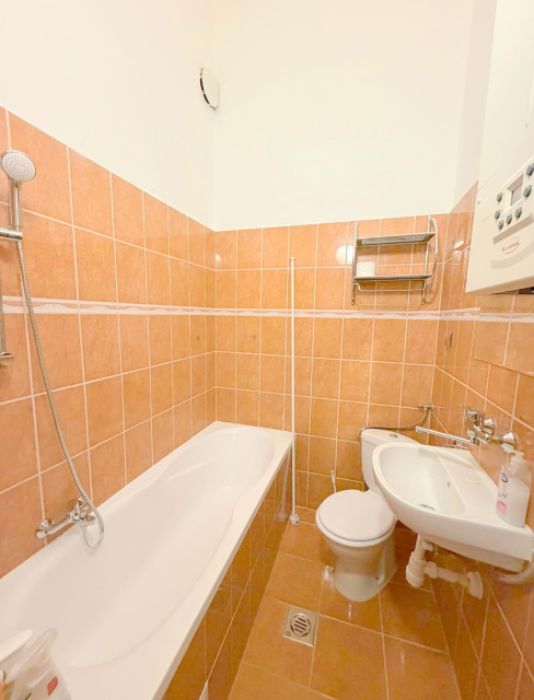 Kiadó Tégla lakás Budapest VII. kerület Erzsébetváros (Nagykörúton kívül) Dembinszky utca