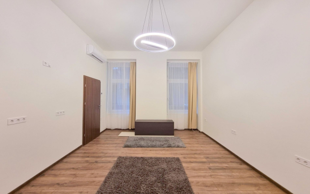 Kiadó Iroda Budapest VIII. kerület Józsefváros (Nagykörúton kívül) József körút