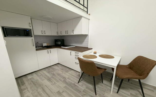 Kiadó Tégla lakás Budapest VIII. kerület Corvin negyed Kisfaludy utca