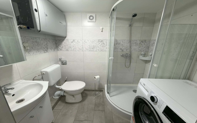 Kiadó Tégla lakás Budapest VIII. kerület Corvin negyed Kisfaludy utca