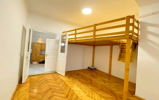 Kiadó Tégla lakás Budapest VI. kerület Terézváros (Nagykörúton kívül) Vörösmarty utca