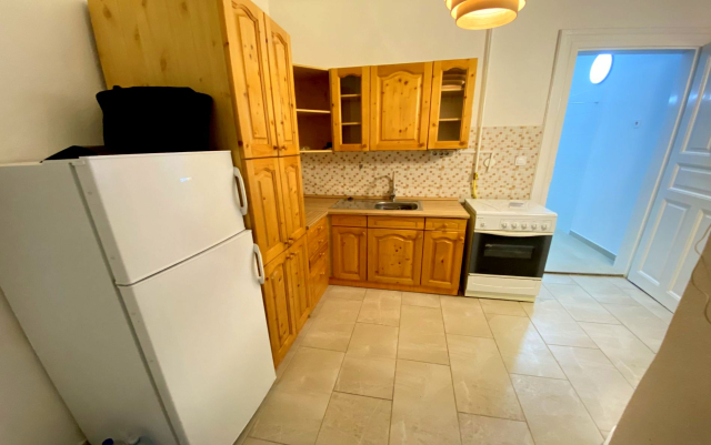 Kiadó Tégla lakás Budapest VI. kerület Terézváros (Nagykörúton kívül) Vörösmarty utca