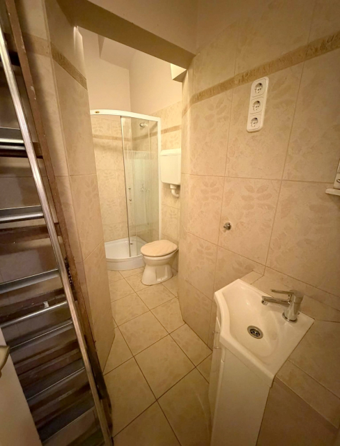 Kiadó Iroda Budapest VI. kerület Terézváros (Nagykörúton belül) Teréz körút