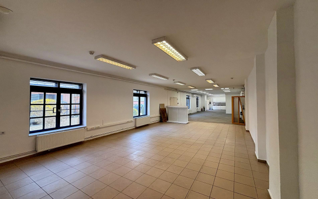 Kiadó Iroda Budapest XIV. kerület Kiszugló Róna utca