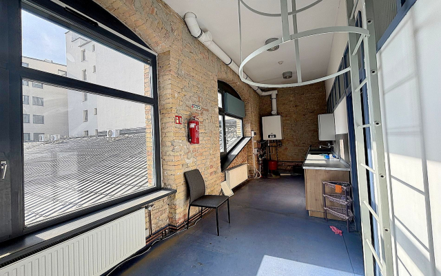 Kiadó Iroda Budapest XIV. kerület Kiszugló Róna utca