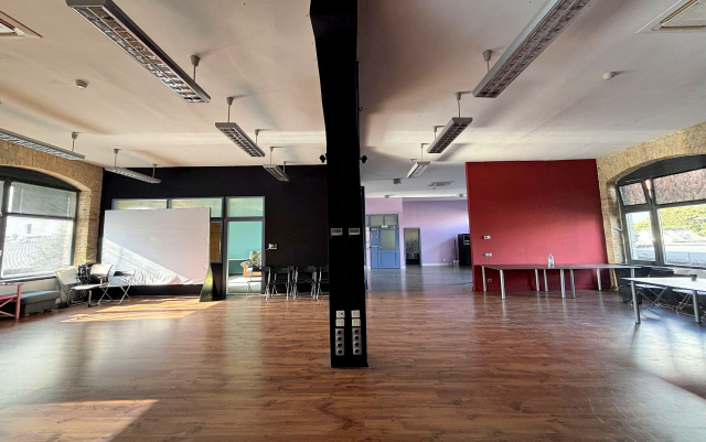 Kiadó Iroda Budapest XIV. kerület Kiszugló Róna utca