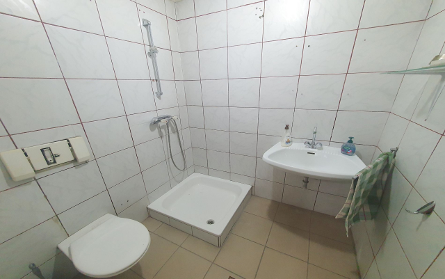 Kiadó Iroda Budapest III. kerület Újlak Szépvölgyi út