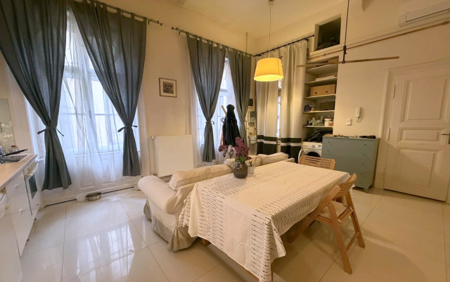 Kiadó Tégla lakás Budapest VIII. kerület Palota negyed József körút