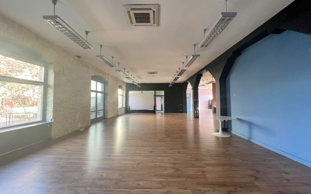 Kiadó Iroda Budapest XIV. kerület Kiszugló Róna utca