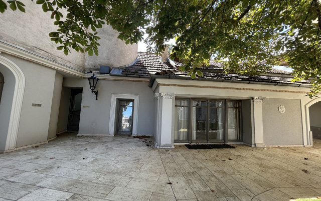 Kiadó Üzlethelyiség Budapest I. kerület Váralja Ostrom utca