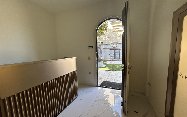 Kiadó Üzlethelyiség Budapest I. kerület Váralja Ostrom utca