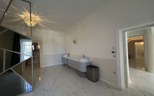 Kiadó Üzlethelyiség Budapest I. kerület Váralja Ostrom utca