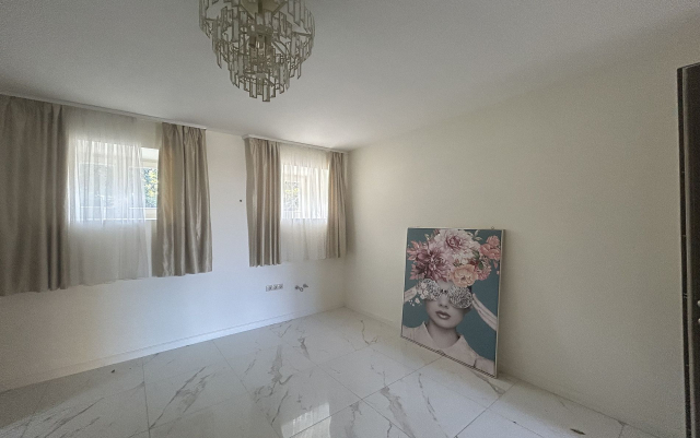 Kiadó Üzlethelyiség Budapest I. kerület Váralja Ostrom utca