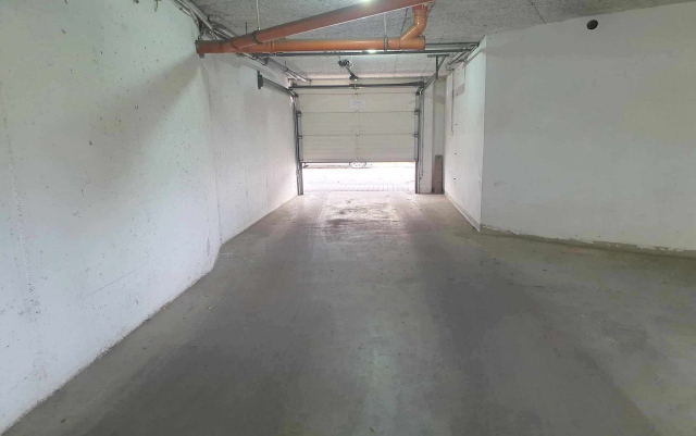 Kiadó Garázs Budapest XIII. kerület Angyalföld Szent László út