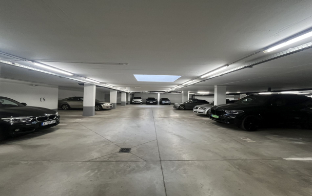 Kiadó Garázs Budapest XIII. kerület Angyalföld Kartács utca