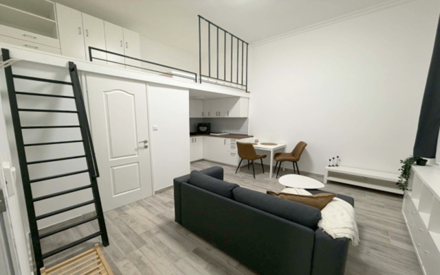 Kiadó Tégla lakás Budapest VIII. kerület Corvin negyed Kisfaludy utca