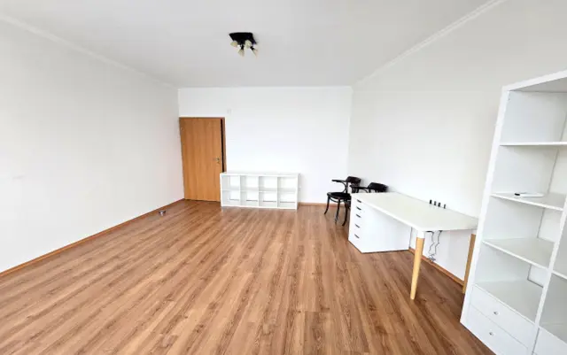 Kiadó Iroda Budapest XI. kerület Kelenföld Nádorliget utca