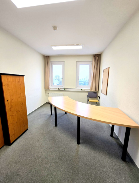 Kiadó Iroda Budapest IX. kerület Külső-Ferencváros Táblás utca