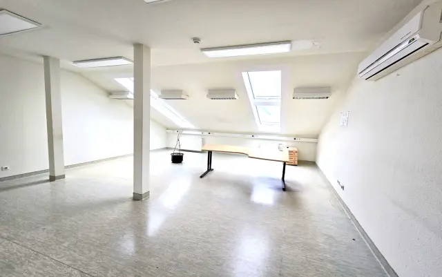 Kiadó Iroda Budapest IX. kerület Külső-Ferencváros Táblás utca