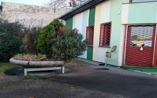 Kiadó Iroda Budapest IX. kerület Középső-Ferencváros Soroksári út