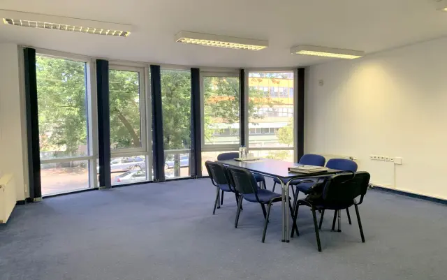Kiadó Iroda Budapest XIII. kerület Angyalföld Röppentyű utca