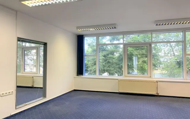 Kiadó Iroda Budapest XIII. kerület Angyalföld Röppentyű utca