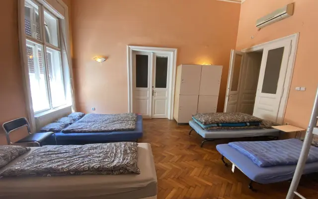 Kiadó Tégla lakás Budapest I. kerület Tabán Döbrentei utca