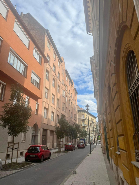 Kiadó Tégla lakás Budapest VIII. kerület Palota negyed Mária utca
