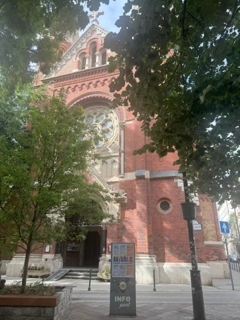 Kiadó Tégla lakás Budapest VIII. kerület Palota negyed Mária utca