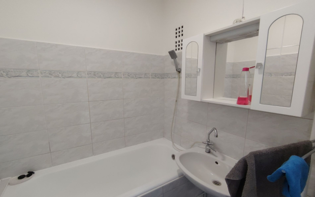 Kiadó Panel lakás Budapest XI. kerület Őrmező Kérő utca