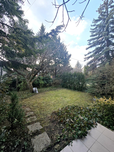 Kiadó Tégla lakás Budapest XI. kerület Sasad Eper utca