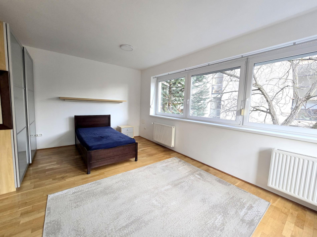 Kiadó Tégla lakás Budapest XI. kerület Sasad Eper utca